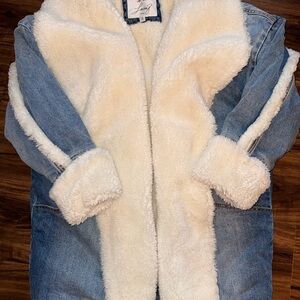 Wrangler x Lainey Wilson Shearling Coat